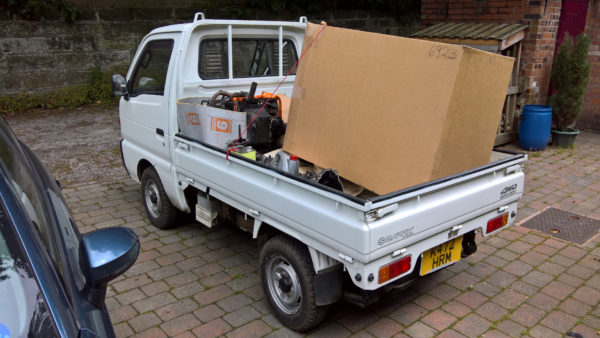 Suzuki Carry DD51T carrying scrap